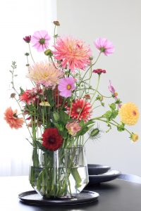 fotostyling boeket stylen planten bloemen seizoen stylist interieur product aankleding event