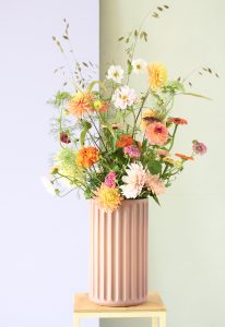 boeket bloemen maken gelukkig zomer trend Helene Verhoeff